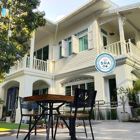 Lana Beds & Space Chiang Mai Zewnętrze zdjęcie