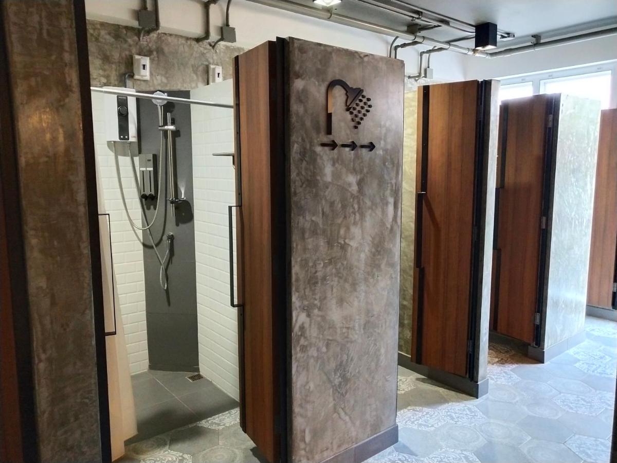 Lana Beds & Space Chiang Mai Zewnętrze zdjęcie