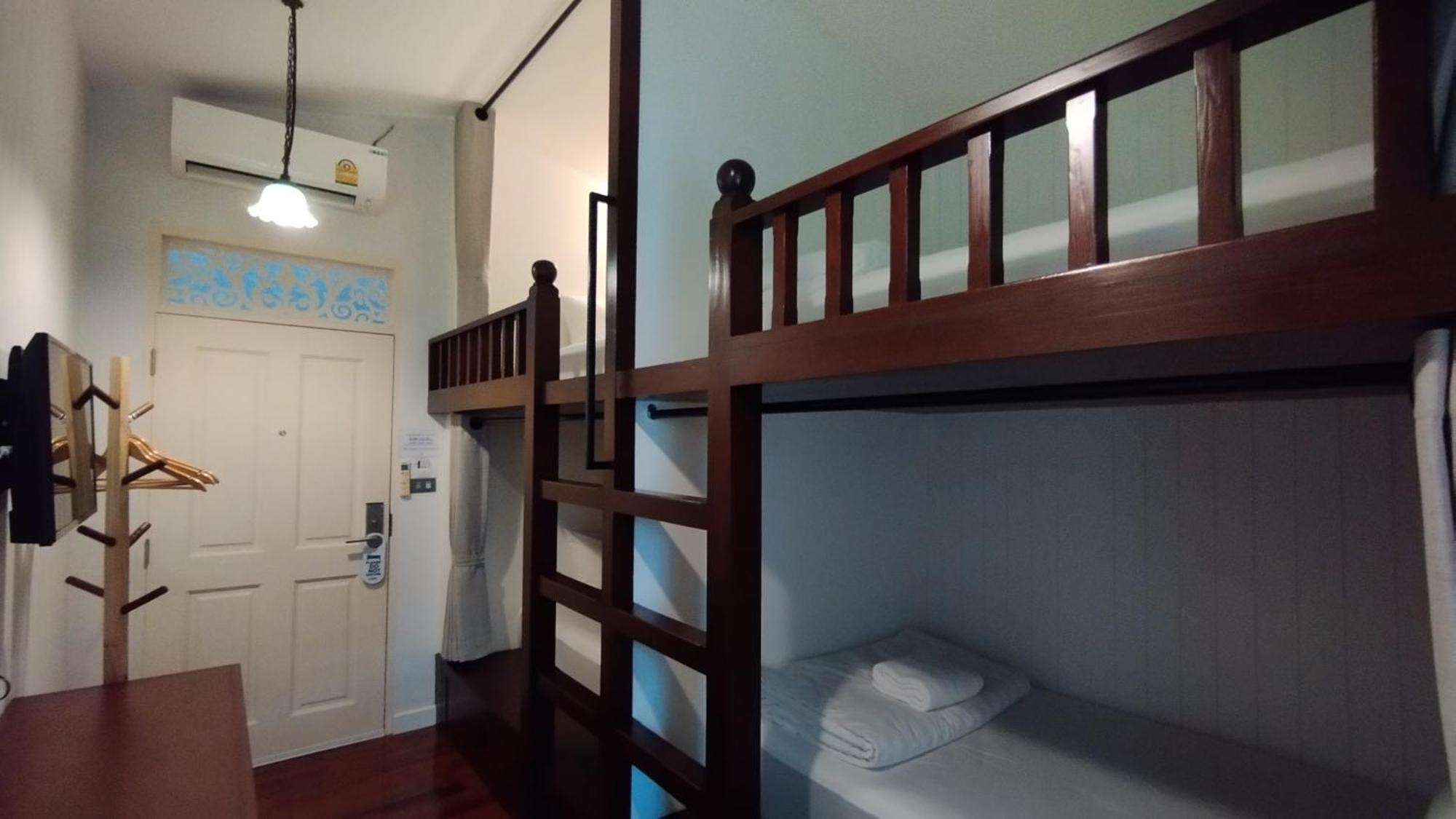 Lana Beds & Space Chiang Mai Zewnętrze zdjęcie