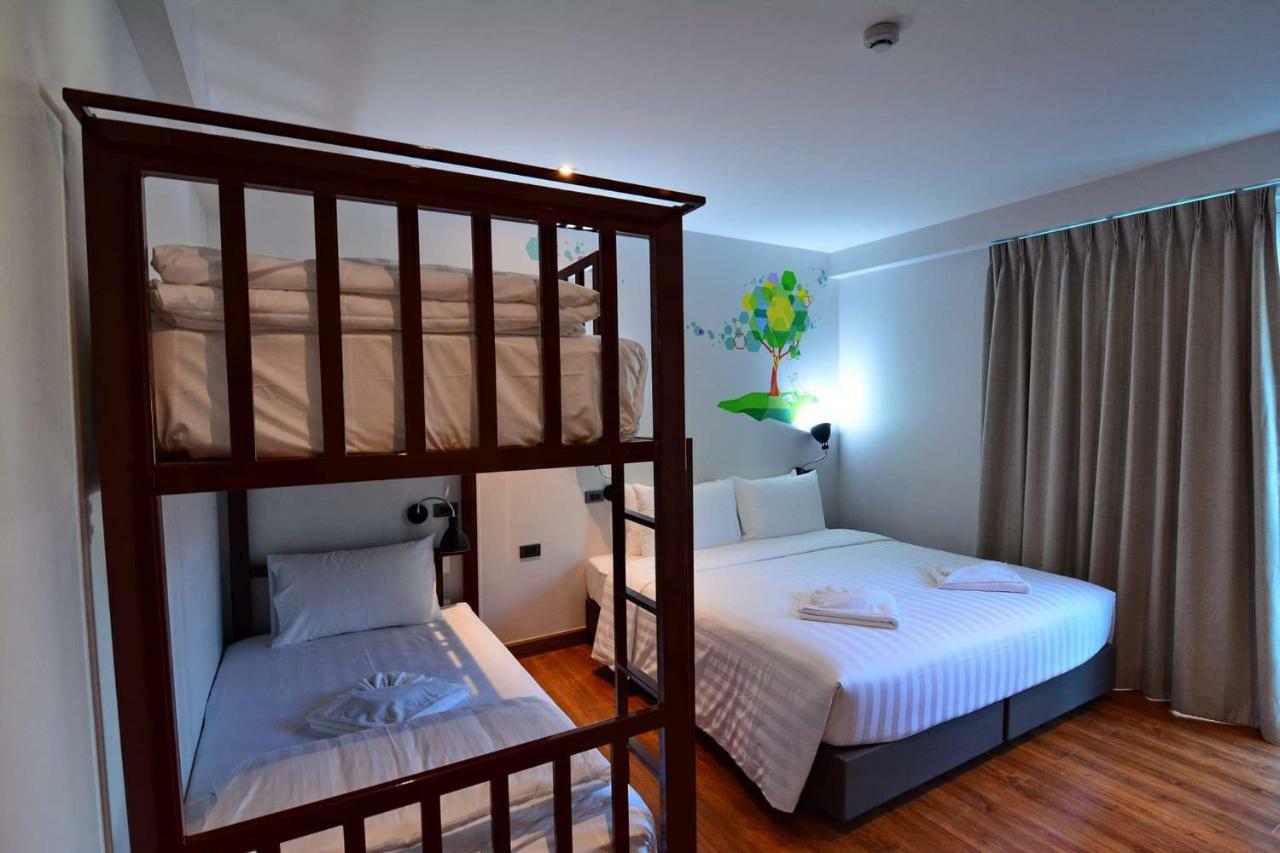 Lana Beds & Space Chiang Mai Zewnętrze zdjęcie