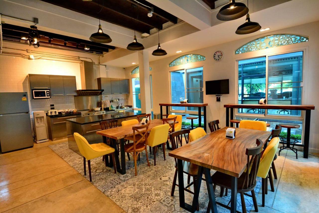 Lana Beds & Space Chiang Mai Zewnętrze zdjęcie