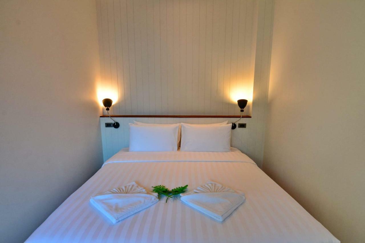 Lana Beds & Space Chiang Mai Zewnętrze zdjęcie