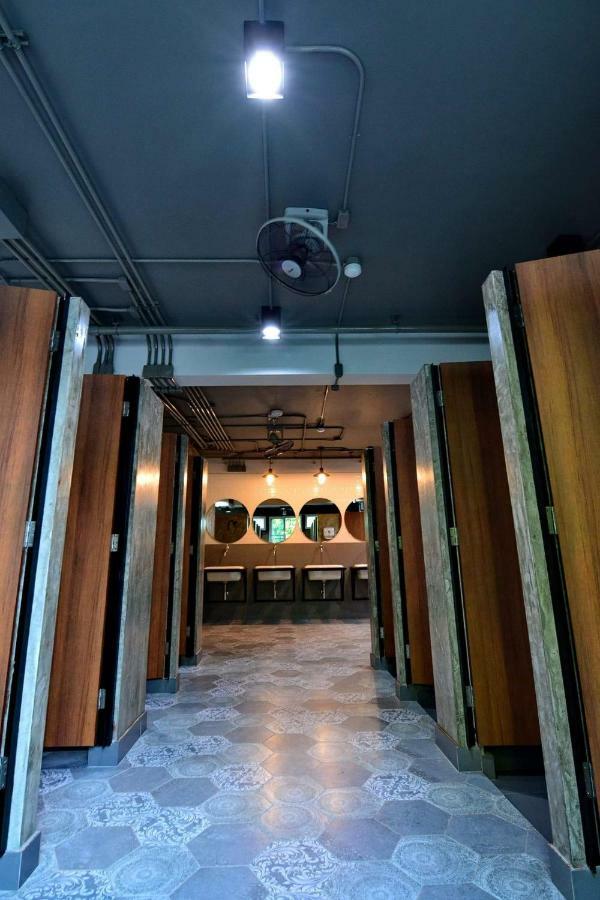 Lana Beds & Space Chiang Mai Zewnętrze zdjęcie