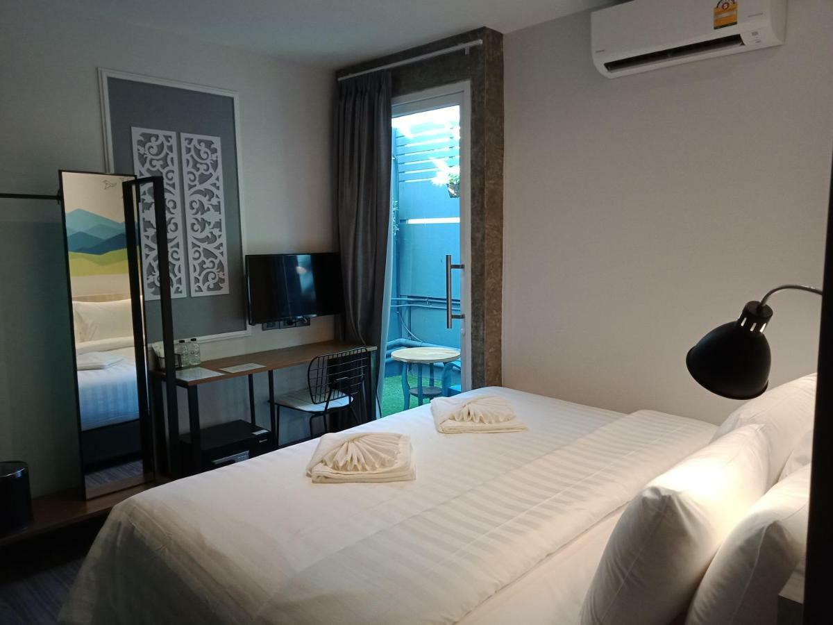 Lana Beds & Space Chiang Mai Zewnętrze zdjęcie
